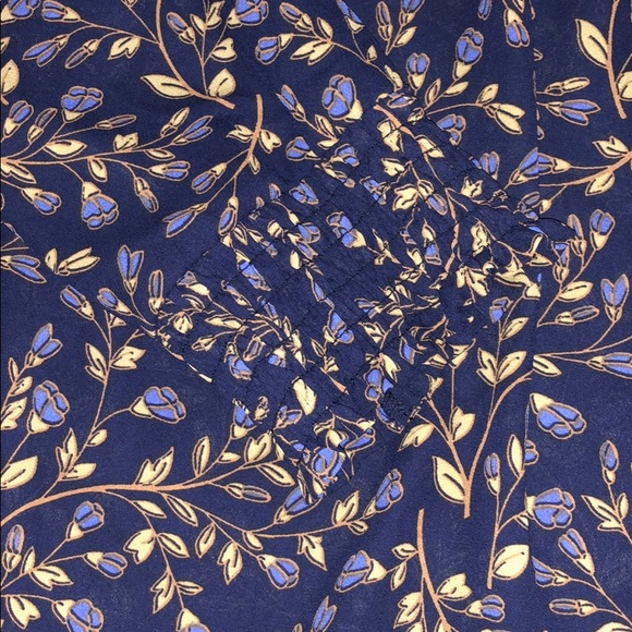 Finn & Grace Blouse - Picture 3 of 5